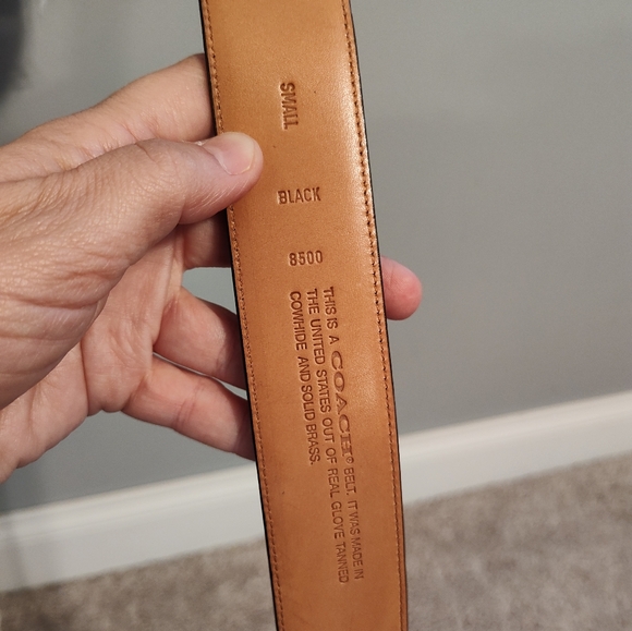 Vintage 90's Coach Brand Genuine Glove Tanned Leather Adjustable Unisex Belt, SM - Picture 10 of 11